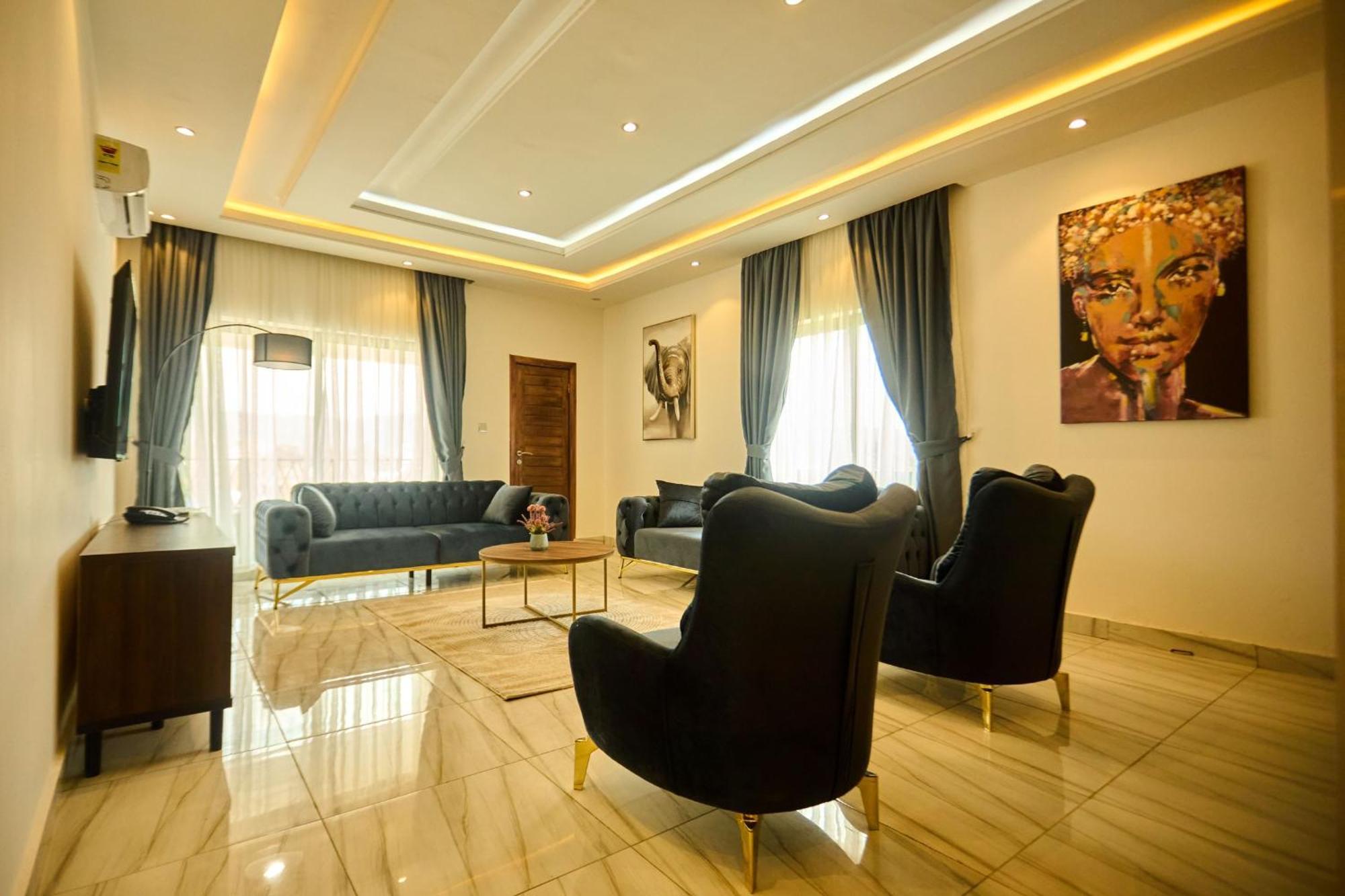 Aiden Homes And Apartments Hotel Koforidua Εξωτερικό φωτογραφία