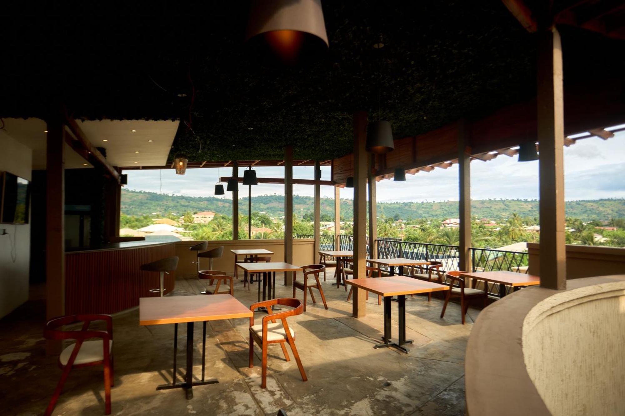Aiden Homes And Apartments Hotel Koforidua Εξωτερικό φωτογραφία
