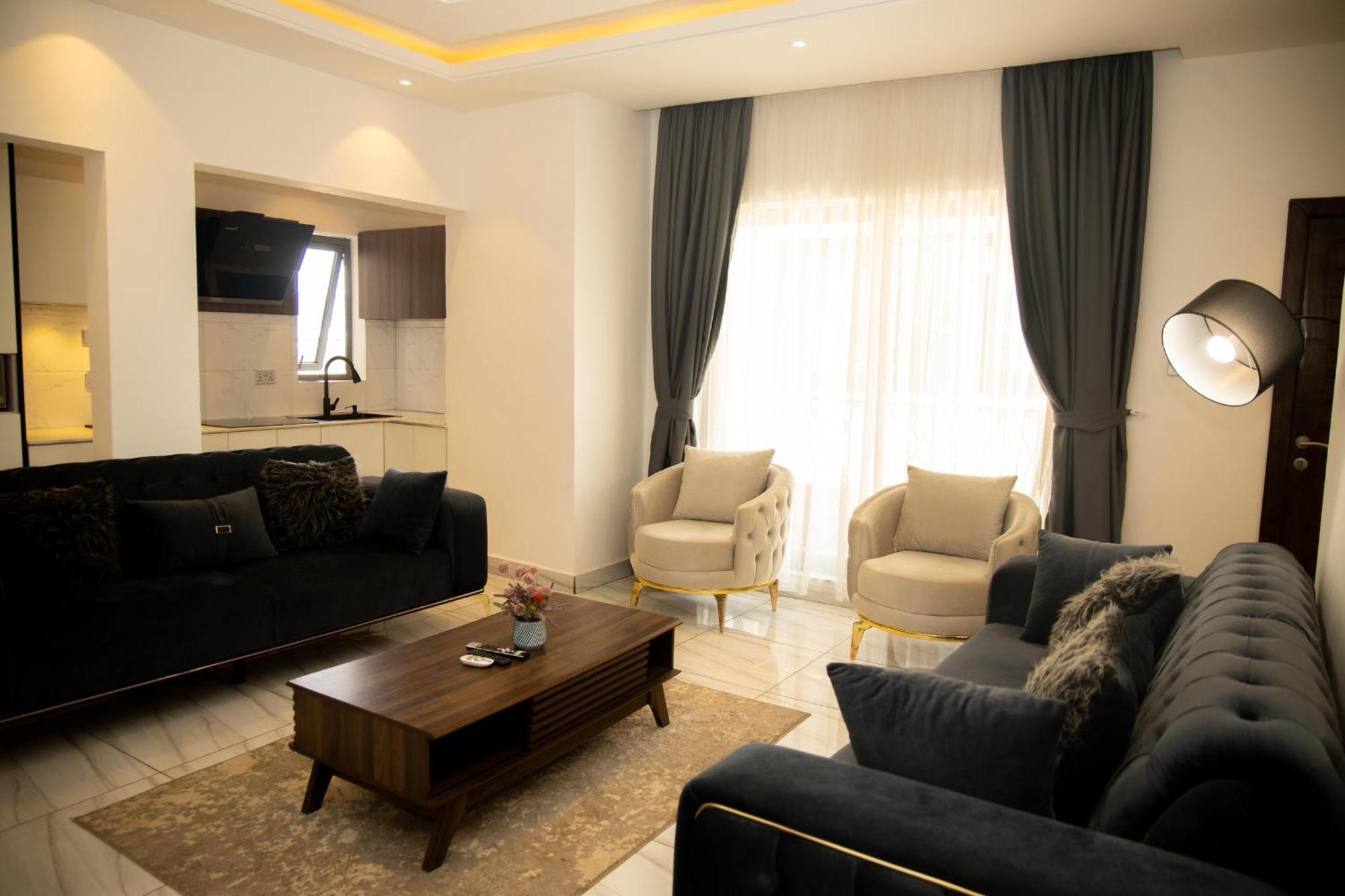 Aiden Homes And Apartments Hotel Koforidua Εξωτερικό φωτογραφία