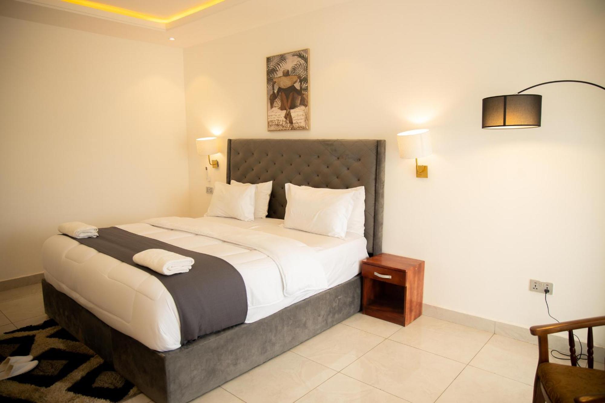 Aiden Homes And Apartments Hotel Koforidua Εξωτερικό φωτογραφία